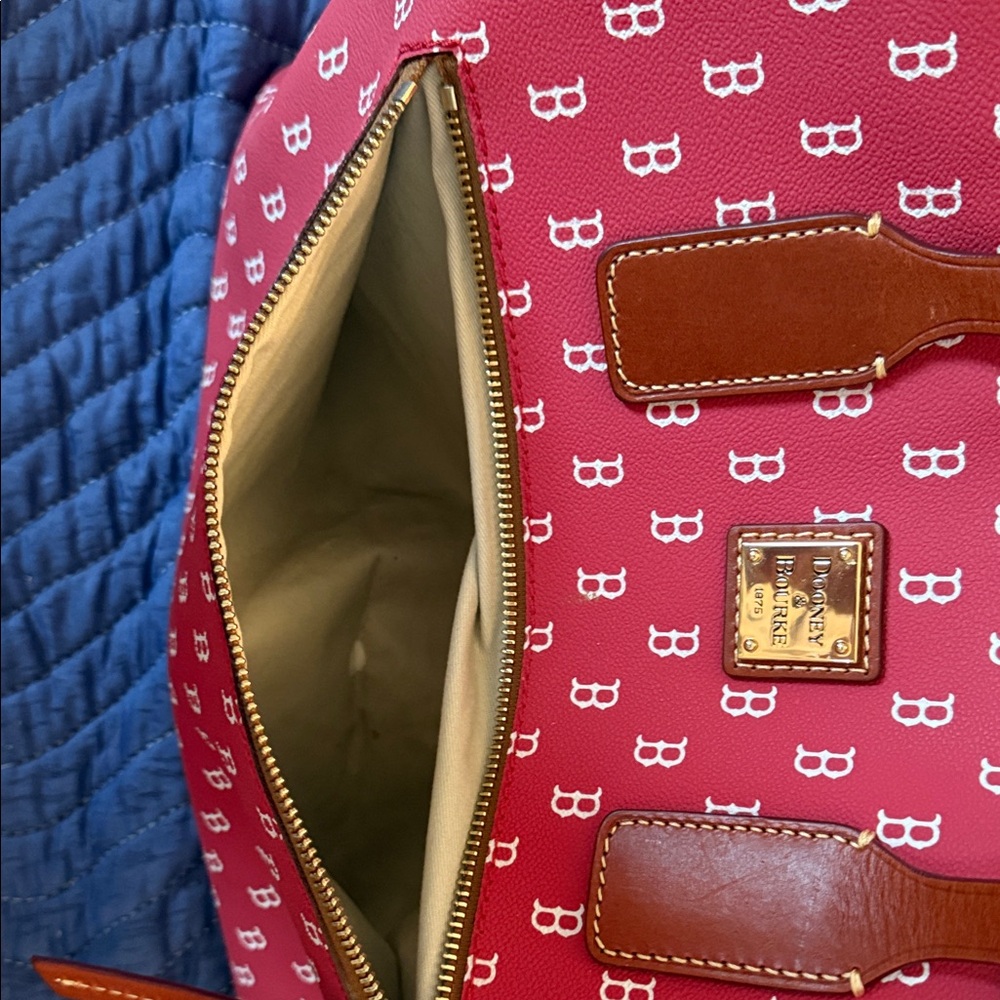 Dooney & Bourke Boston Red Sox - Picture 3 of 8
